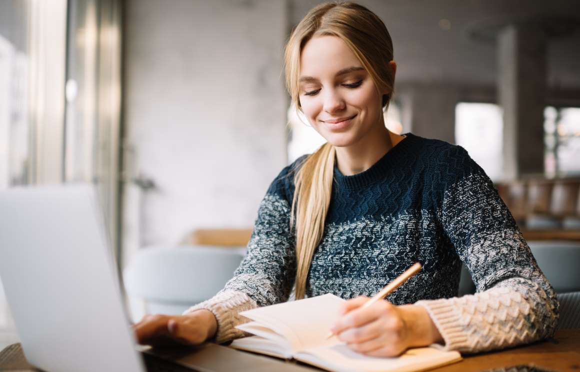 Comment les devoirs affectent-ils le sommeil des élèves ?