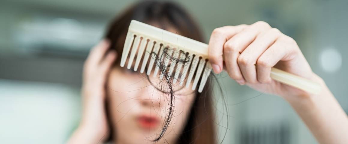 Le manque de magnésium peut-il provoquer la chute des cheveux ?