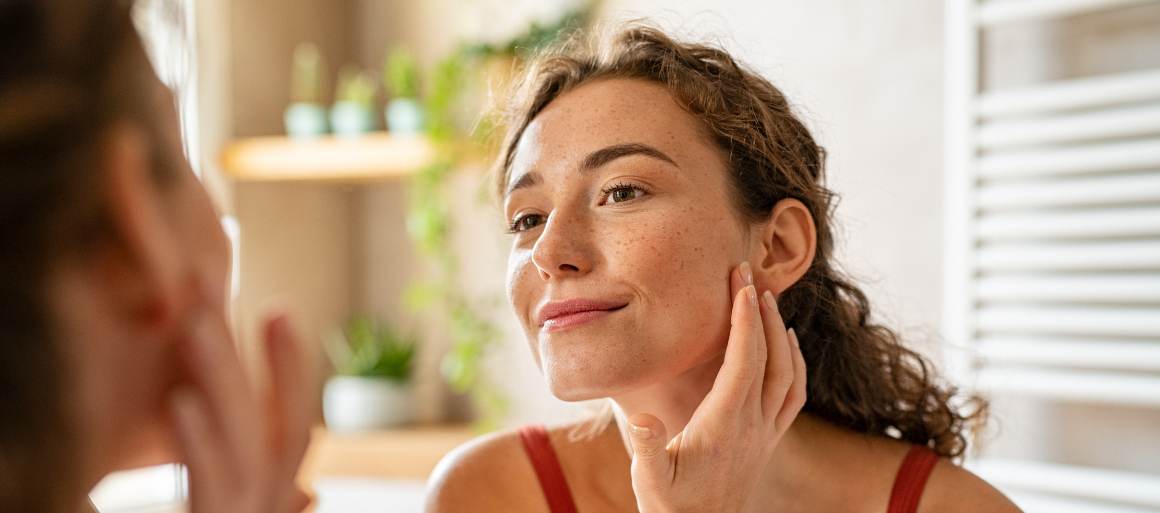 Quelle carence en vitamines est à l'origine de l'acné ?