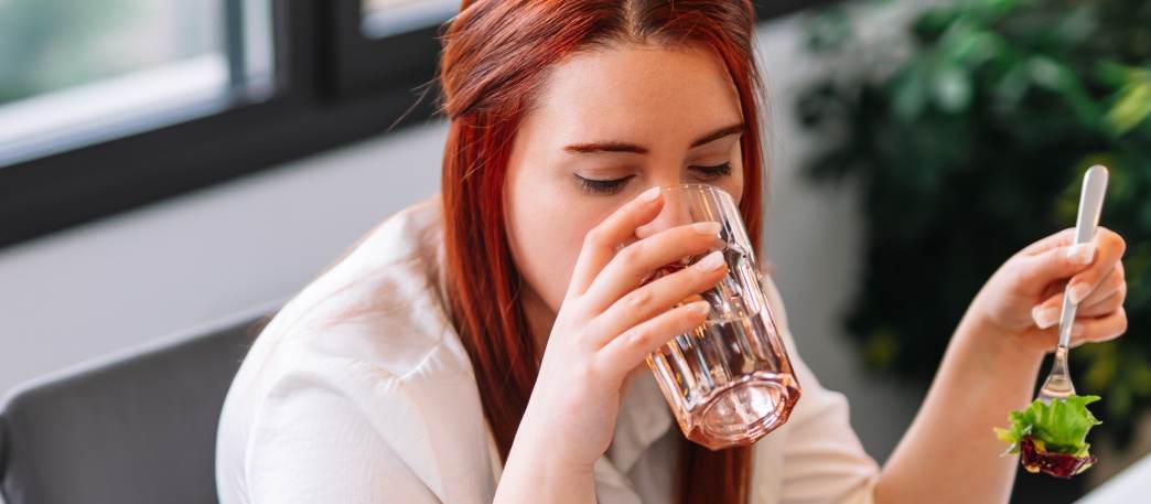 Puis-je manger et boire après avoir pris de l'huile de CBD ?